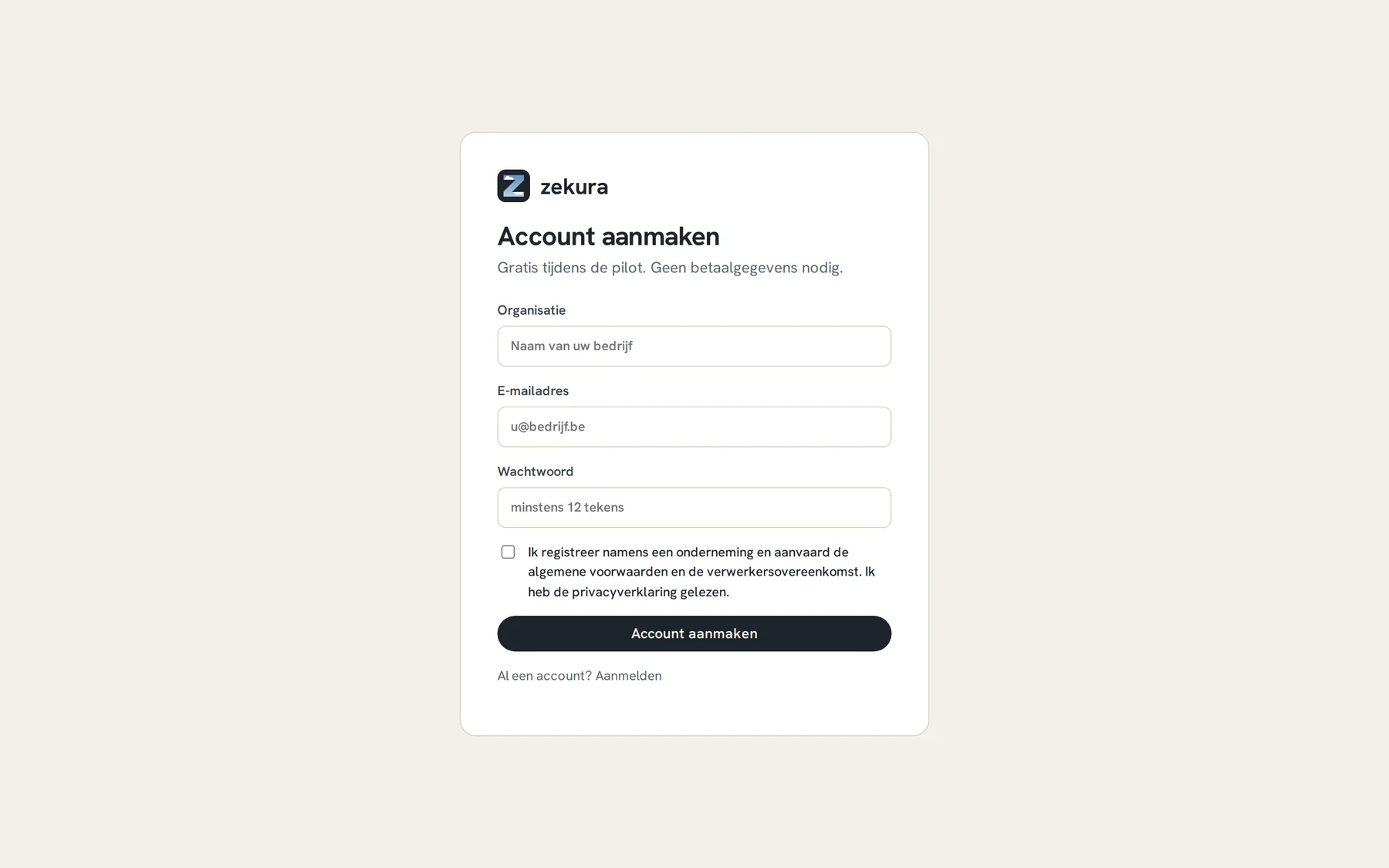 Het registratiescherm: organisatie, e-mailadres, wachtwoord